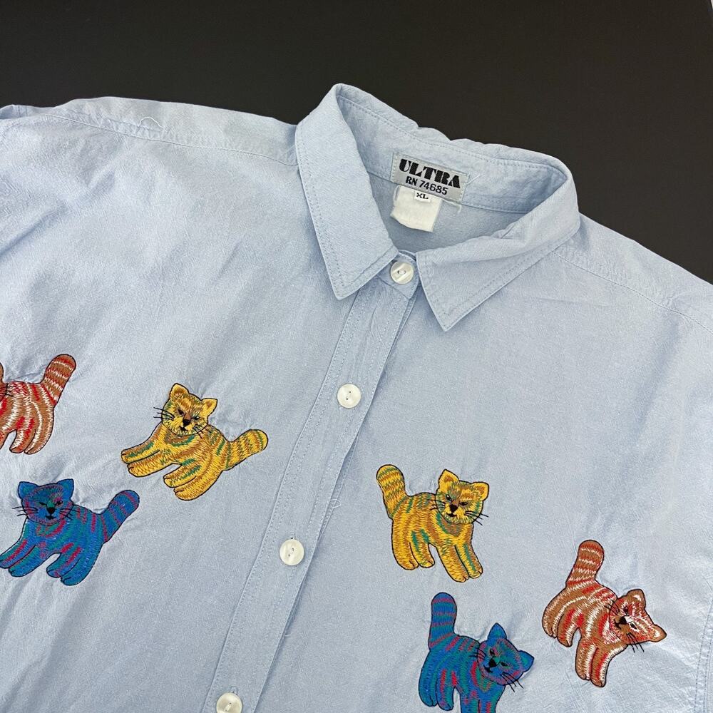 Vintage Ultra Top Womens XL Blue Cat Embroidery Button Up Long Sleeve Artsy